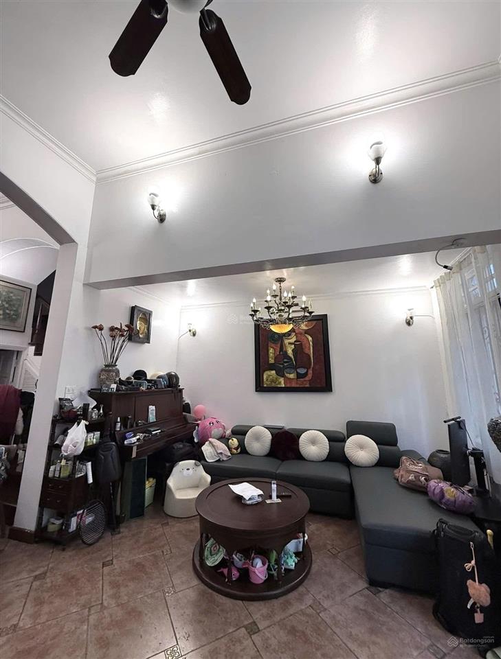 Minh khai  gần ô tô tránh, nhiều phòng ngủ  48m2  9 tỷ 06