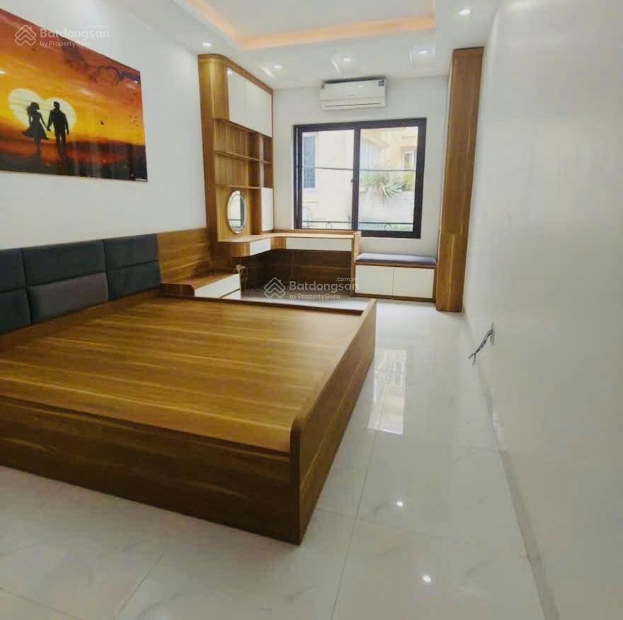 Cận kim đồng  nội thất đủ, ngõ nông  42m2  8 tỷ 489