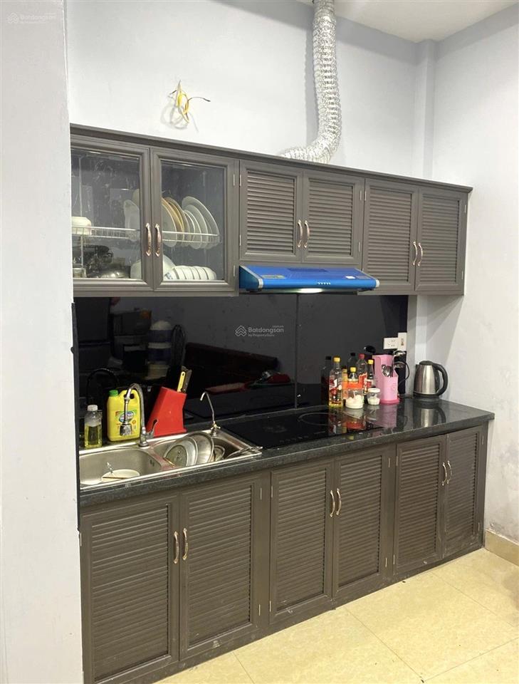 Gần trương định  mặt tiền 4m, cực gần phố  41m2  7 tỷ 82