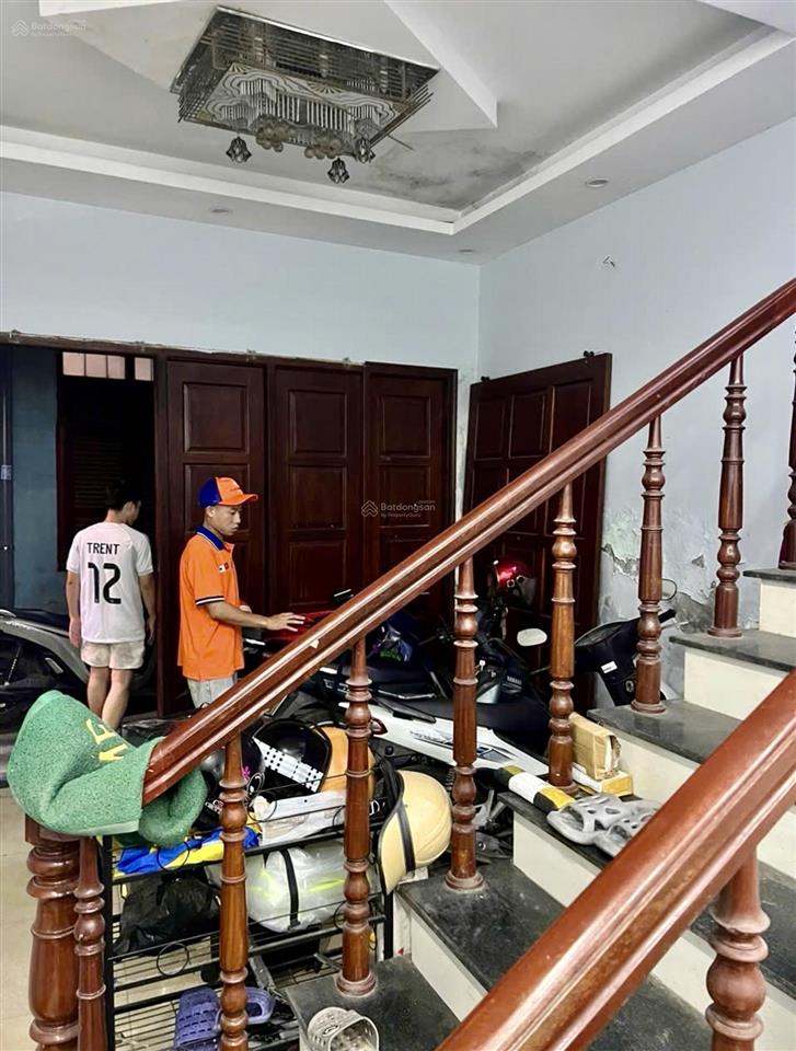 Gần trương định  mặt tiền 4m, cực gần phố  41m2  7 tỷ 82