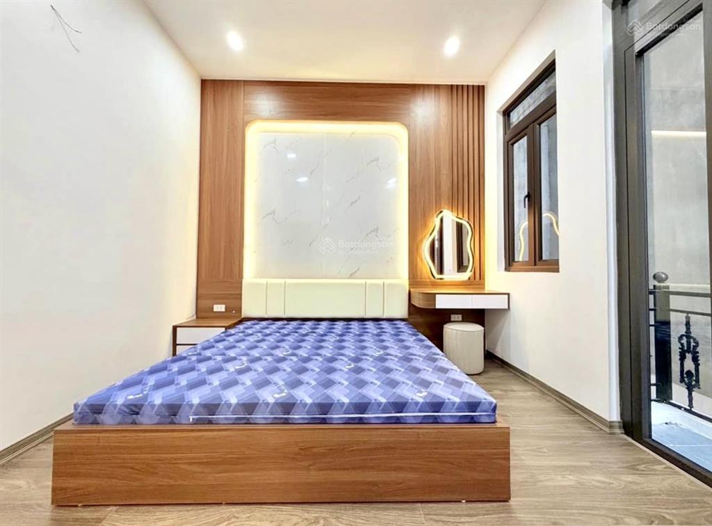 Trương định  full nội thất, trước nhà đá bóng  38m2  7 tỷ 08