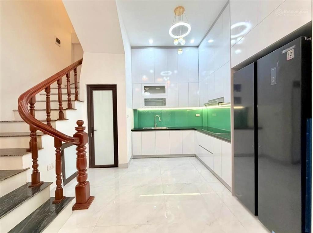 Trương định  full nội thất, trước nhà đá bóng  38m2  7 tỷ 08