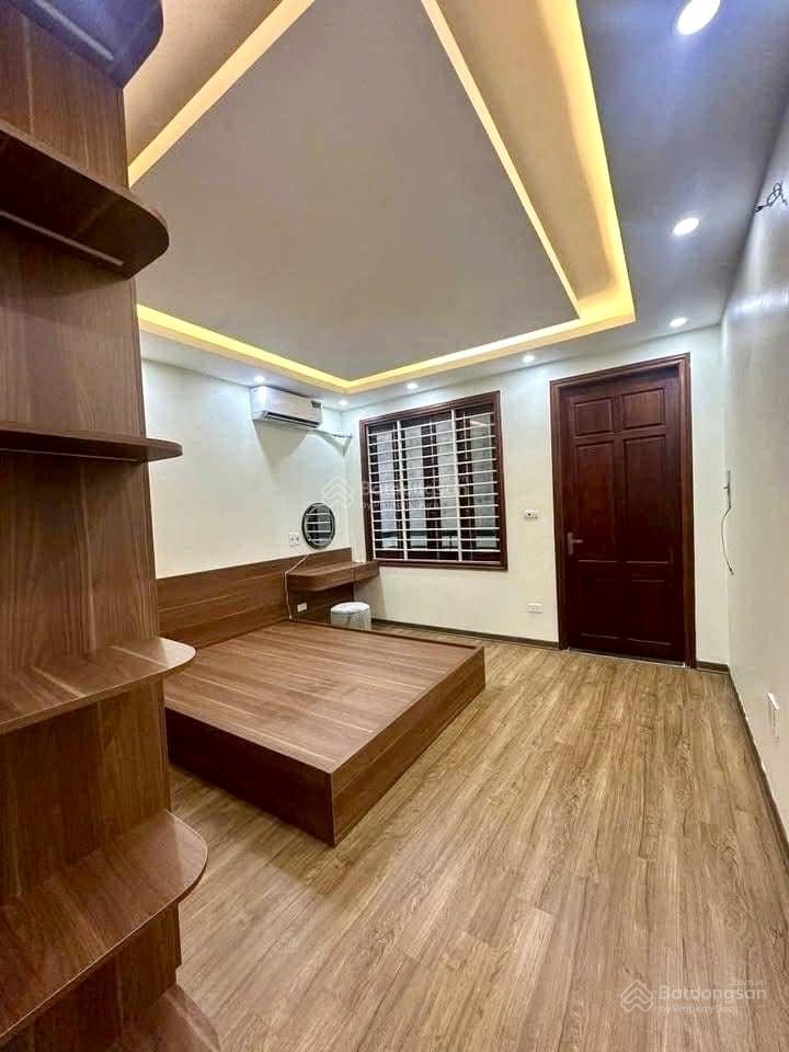 Ba gác phi, nhà đẹp 4 phòng ngủ  kế tân mai  42m2  chào 7 tỷ 42