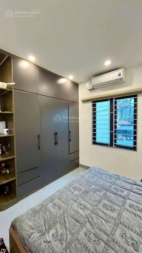 Cận minh khai  ngõ ba gác, ở luôn  40m2  6 tỷ 99