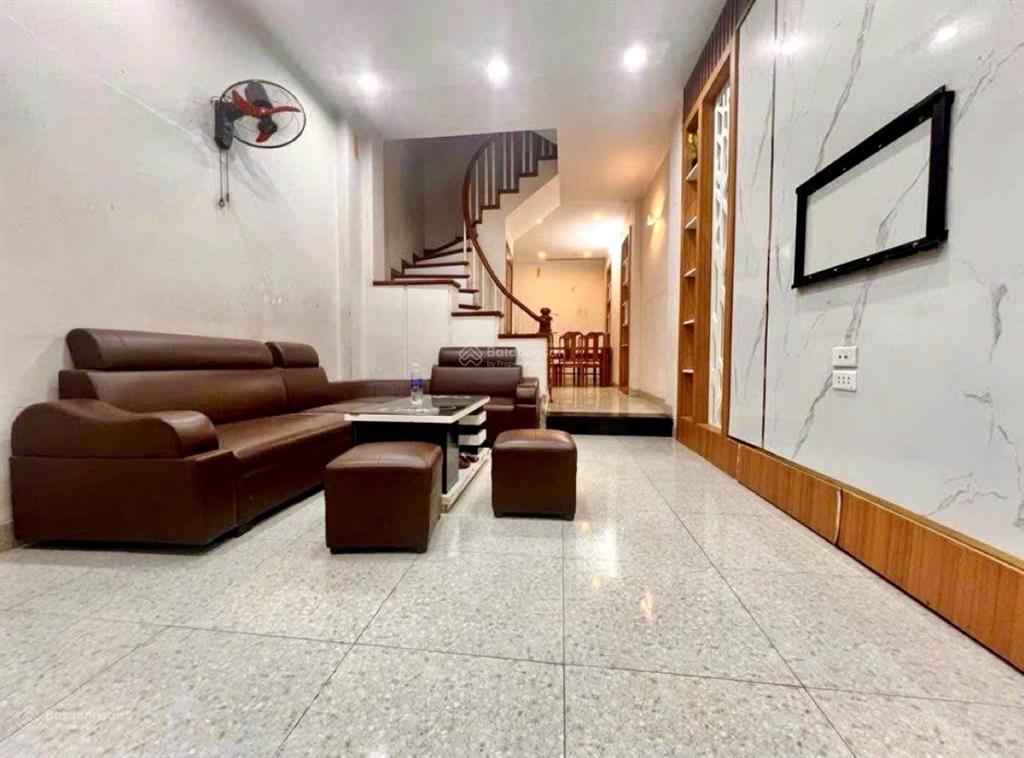Ngay minh khai  4 ngủ full đồ  45m  9 tỷ