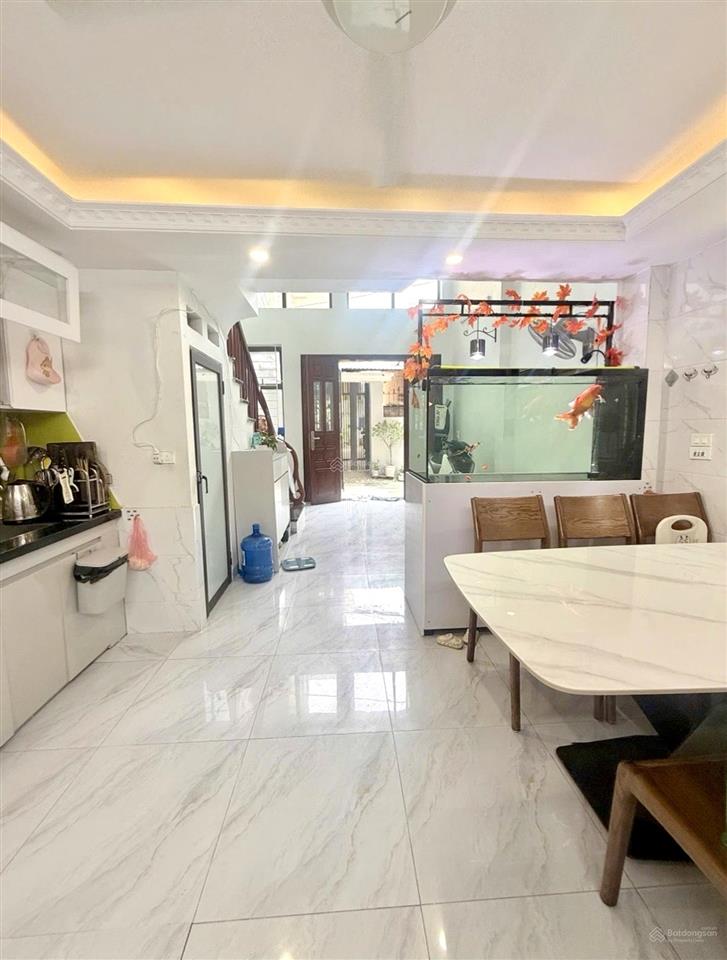 Gần tạ quang bửu  ngõ nông, an sinh tốt  45m  8 tỷ 989