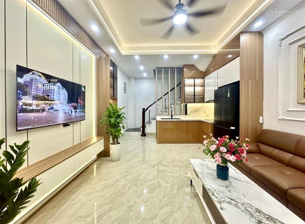 Kế bạch mai  40m2  ba gác phi, mt hơn 4m  6,96 tỷ