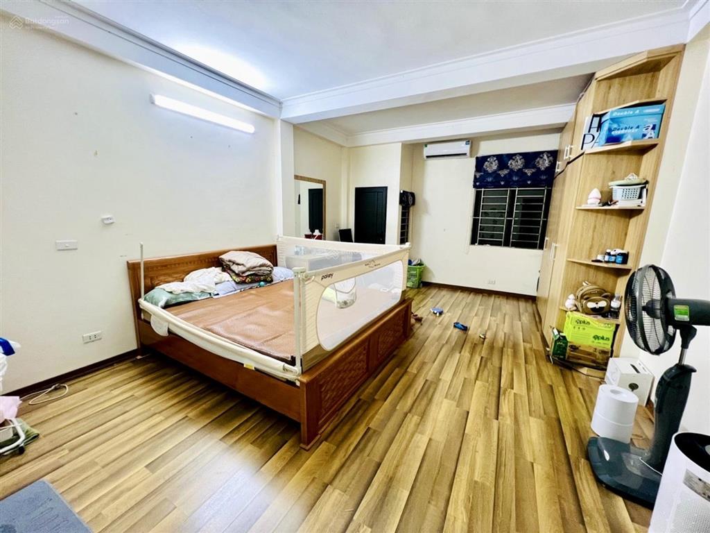 Bạch mai, hồng mai  lô góc, ngõ thông  46m2  8 tỷ 99