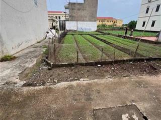 Lô góc 2 mặt tiền đối diện trường mầm non thư phú thường tín,cạnh đường 32m vinđã quy hoạch