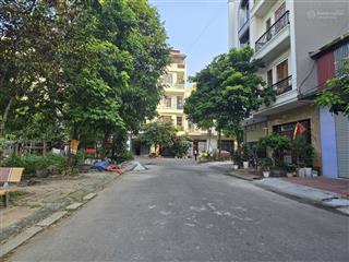 Bán đất giãn dân khu 3 đại phúc tp bắc ninh. view nhìn vườn hoa không lỗi vị trí đẹp