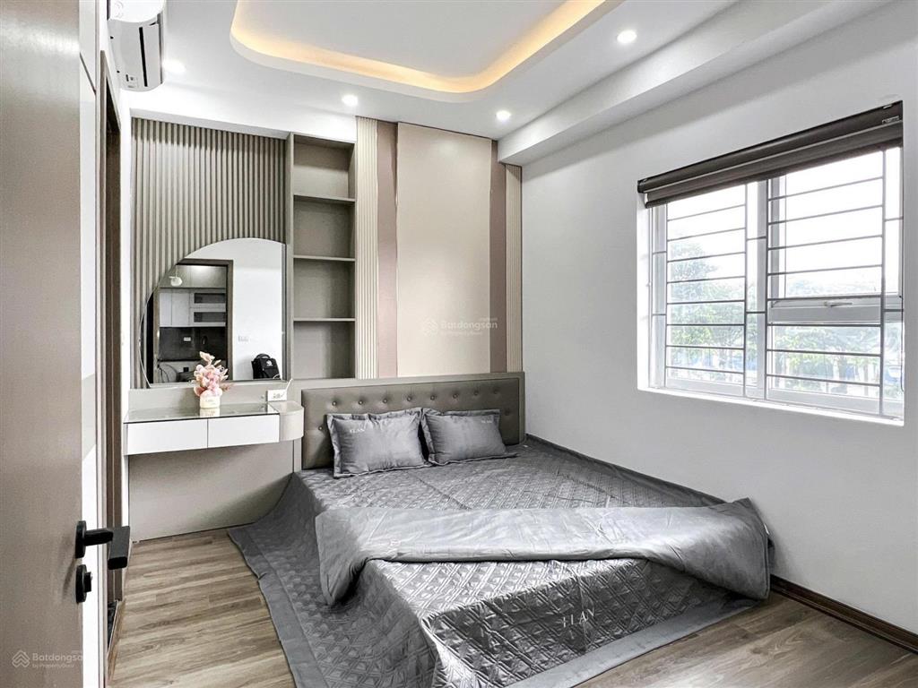 Nhanh còn chậm hết! chung cư ct1 ngô thì nhậm 63m2, 2 phòng ngủ giá nhỉnh 4 tỷ