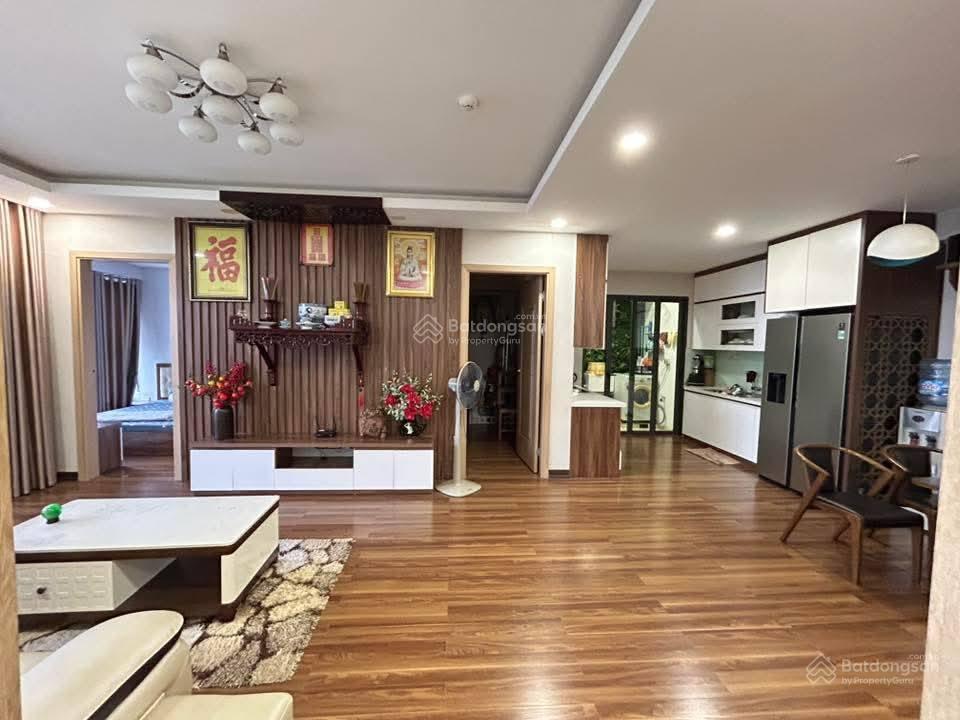 Giá rẻ bán nhanh! chung cư htt tower 197 trần phú 70m2, 2 ngủ, 2 vs chỉ 5,xx tỷ