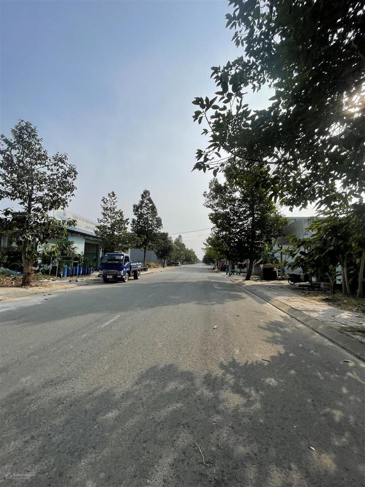 Hót , lô đất đường 21m dự án bella vista city