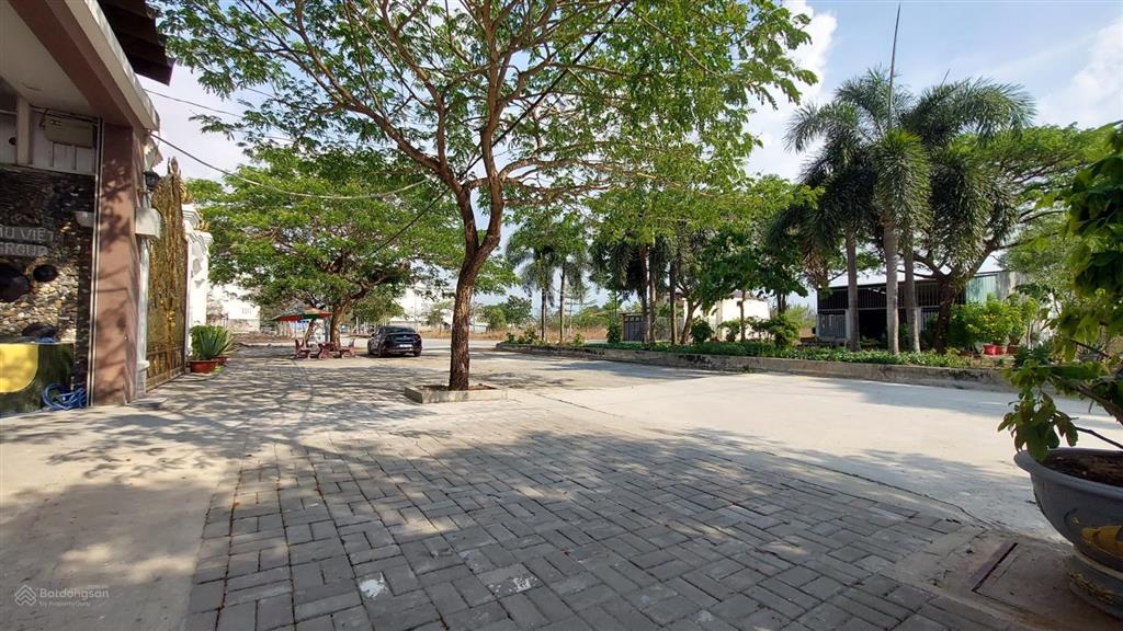 Bán đất mặt tiền hồ sinh thái kđt daresco, đức hòa, 140m2