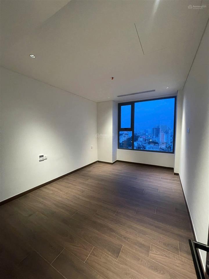 Bán căn hộ 3pn góc 132m2 kiều by kita view quận 1 & landmark 81 giá 17,2 tỷ