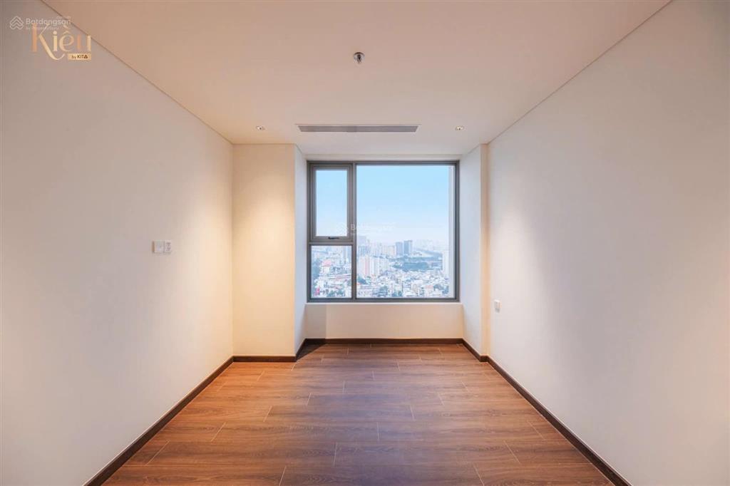 Bán căn hộ 3pn góc 132m2 kiều by kita view quận 1 & landmark 81 giá 17,2 tỷ
