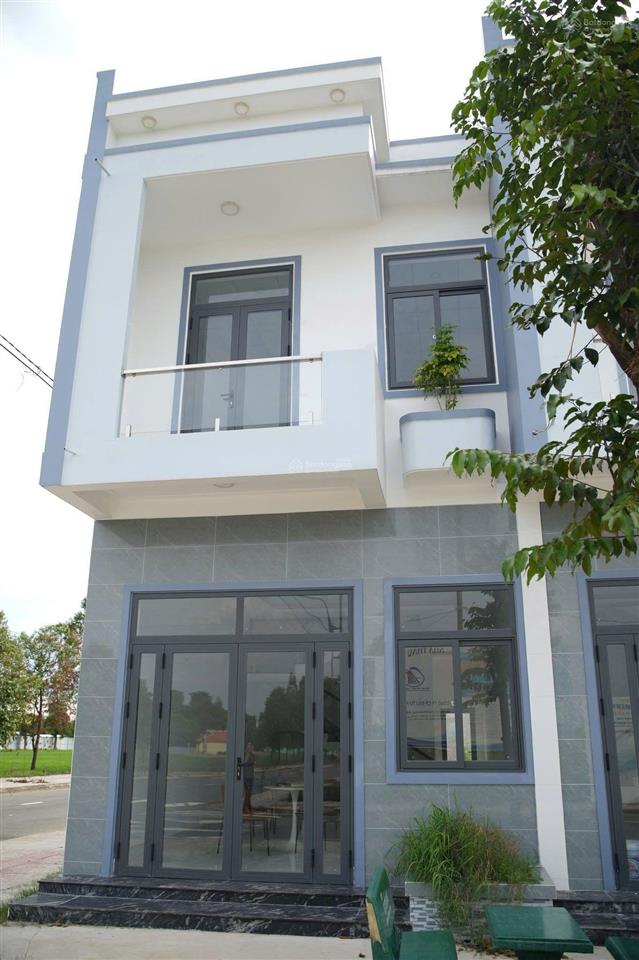 Bán nhà 1 trệt, 1 lầu 150m2 lộ giới 15m  giá chỉ 1,7 tỷ