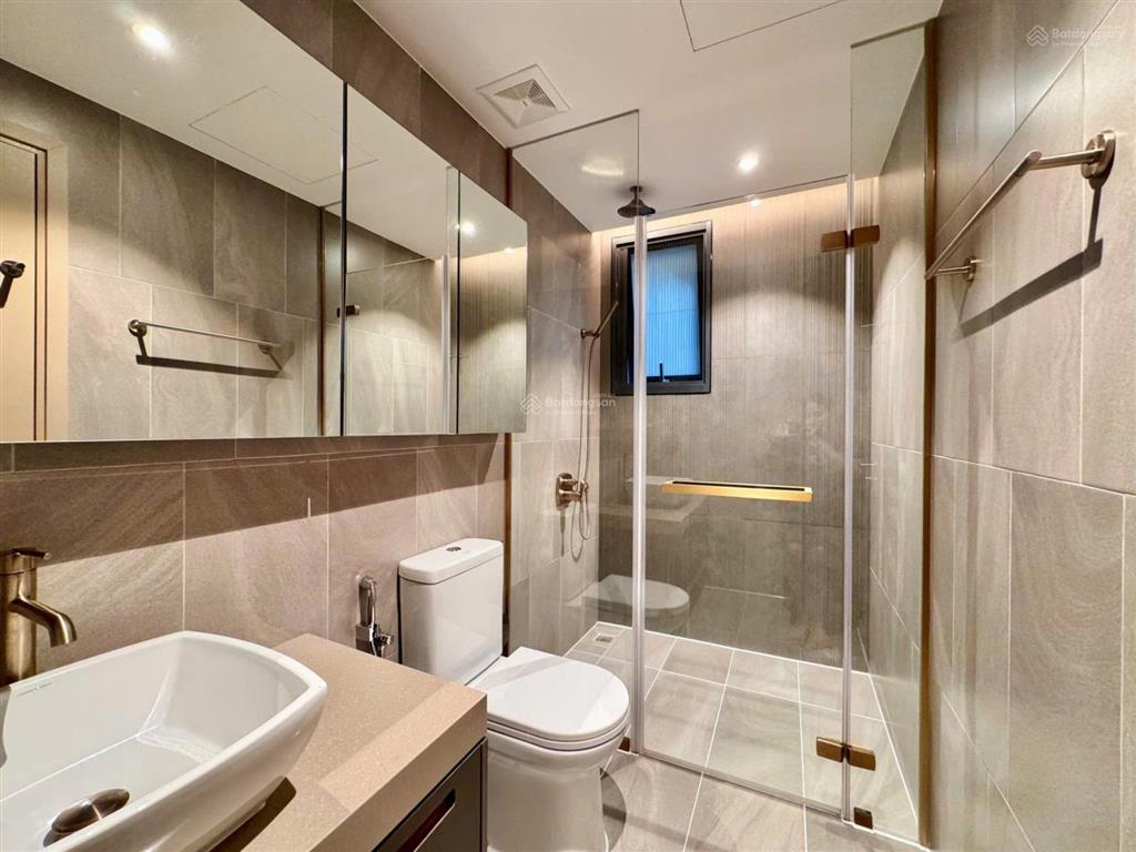 Cho thuê căn hộ 2 phòng ngủ phú mỹ hưng, đầy đủ nội thất, giá 25 triệu.  0935 938 ***