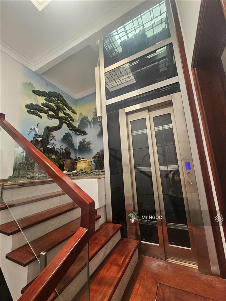 Chính chủ bán nhà phường láng, ngõ 157 pháo đài láng, dt 56m2x6 tầng thang máy, ô tô tránh vỉa hè