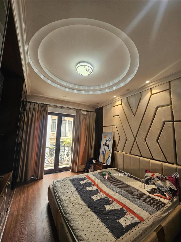 Chính chủ bán nhà phường láng, ngõ 157 pháo đài láng, dt 56m2x6 tầng thang máy, ô tô tránh vỉa hè