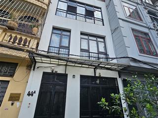 Bán nhà hoàng cầu, 55m2 x 5 tầng, gần ô tô, cách ô tô tránh 20m