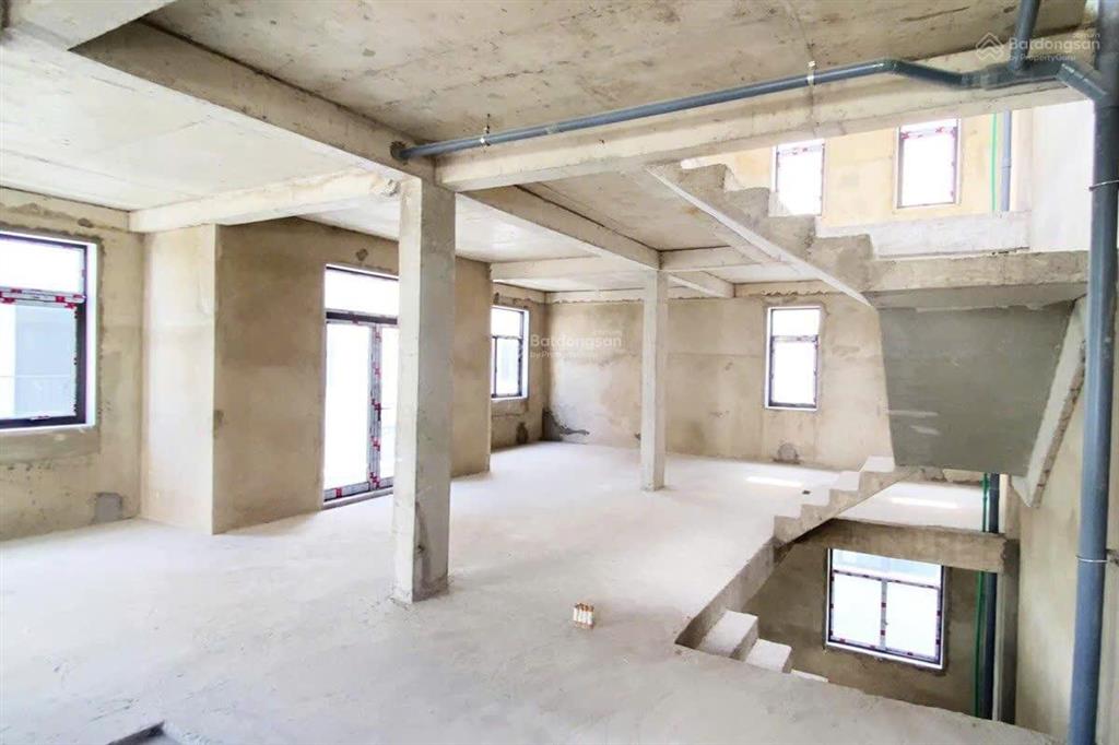 Bán biệt thự tại la vida residences, 13,749 tỷ, 177m2, 4pn, 5wc