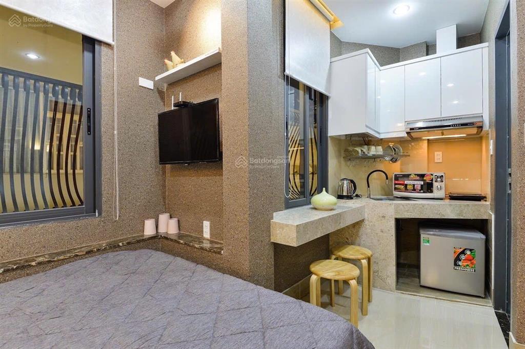 Đề thám, q1  biệt thự 5 tầng  ngang 5m  3 pn  dòng tiền 35tr/th  không lỗi