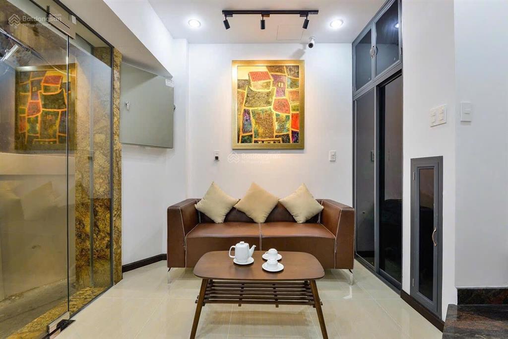 Đề thám, q1  biệt thự 5 tầng  ngang 5m  3 pn  dòng tiền 35tr/th  không lỗi