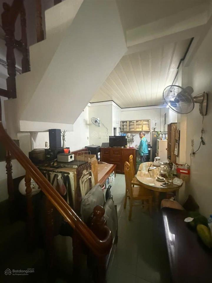 Nguyễn thị minh khai q1, ngang 3,1 nở hậu gần 4m , 20 m ra mt , chính chủ 50 năm , chỉ nhỉn 7 tỷ