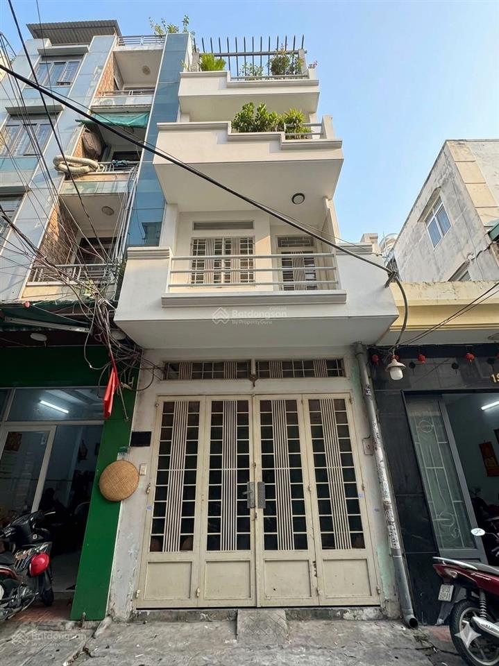 Nguyễn thị minh khai q1, ngang 3,1 nở hậu gần 4m , 20 m ra mt , chính chủ 50 năm , chỉ nhỉn 7 tỷ