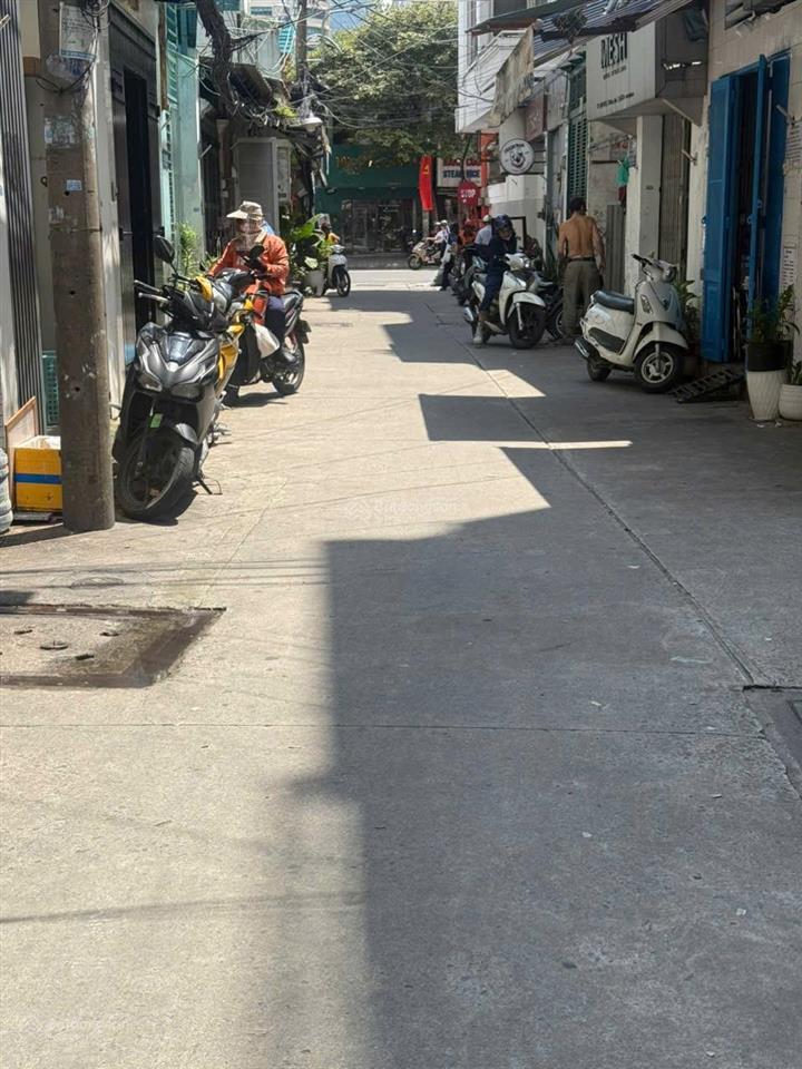 Nguyễn thị minh khai q1, ngang 3,1 nở hậu gần 4m , 20 m ra mt , chính chủ 50 năm , chỉ nhỉn 7 tỷ