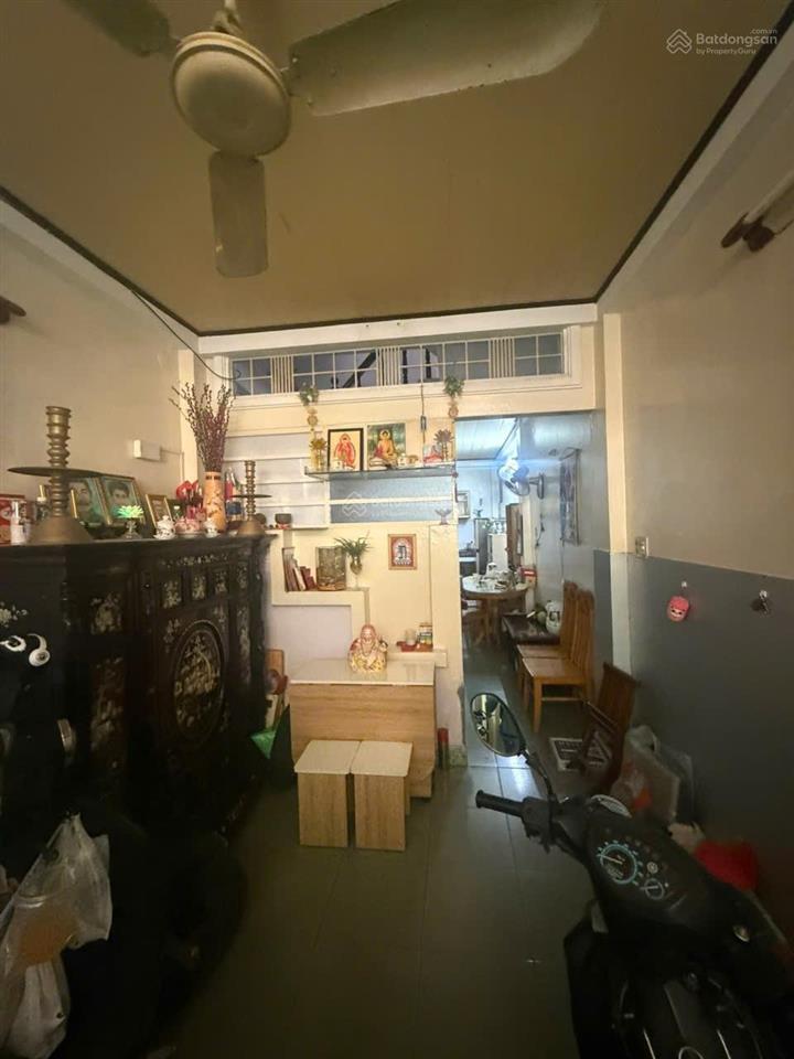 Nguyễn thị minh khai q1, ngang 3,1 nở hậu gần 4m , 20 m ra mt , chính chủ 50 năm , chỉ nhỉn 7 tỷ