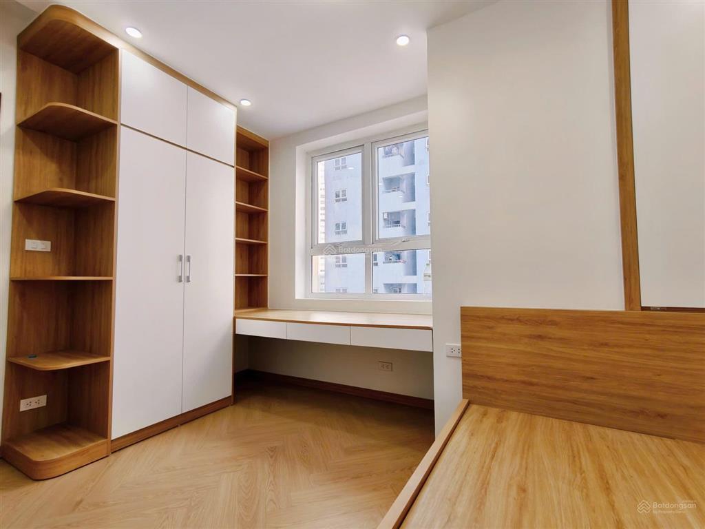 Bán cc 2pn, 58m2, giá tốt, view đẹp tại a10a14 nam trung yên, cầu giấy, hà nội