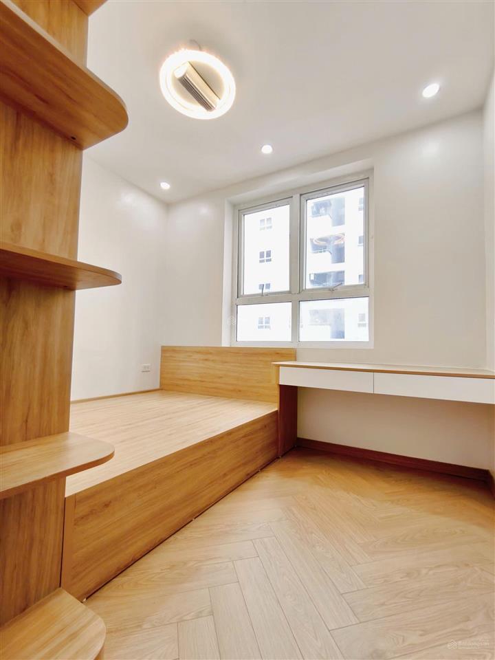 Bán cc 2pn, 58m2, giá tốt, view đẹp tại a10a14 nam trung yên, cầu giấy, hà nội