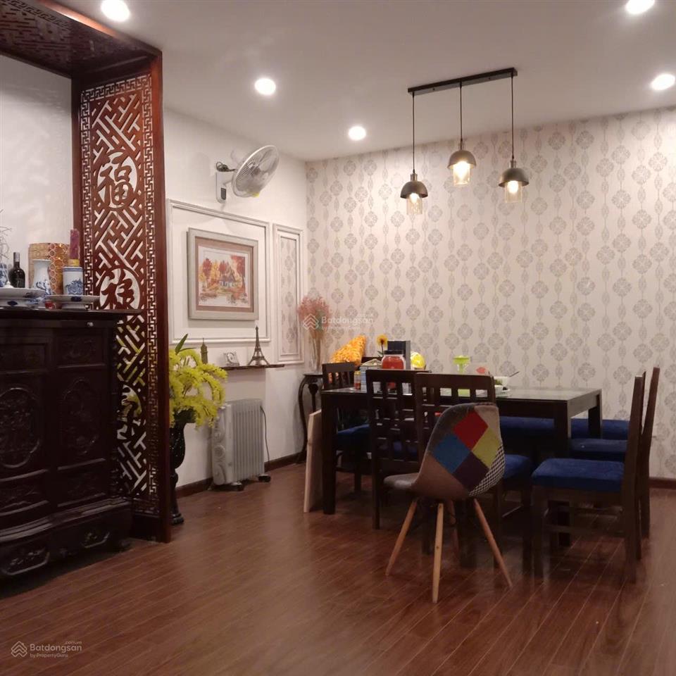 Cho thuê cc 60 hoàng quốc việt, 16 triệu, 126m2, 3pn, 2wc, đầy đủ tiện nghi