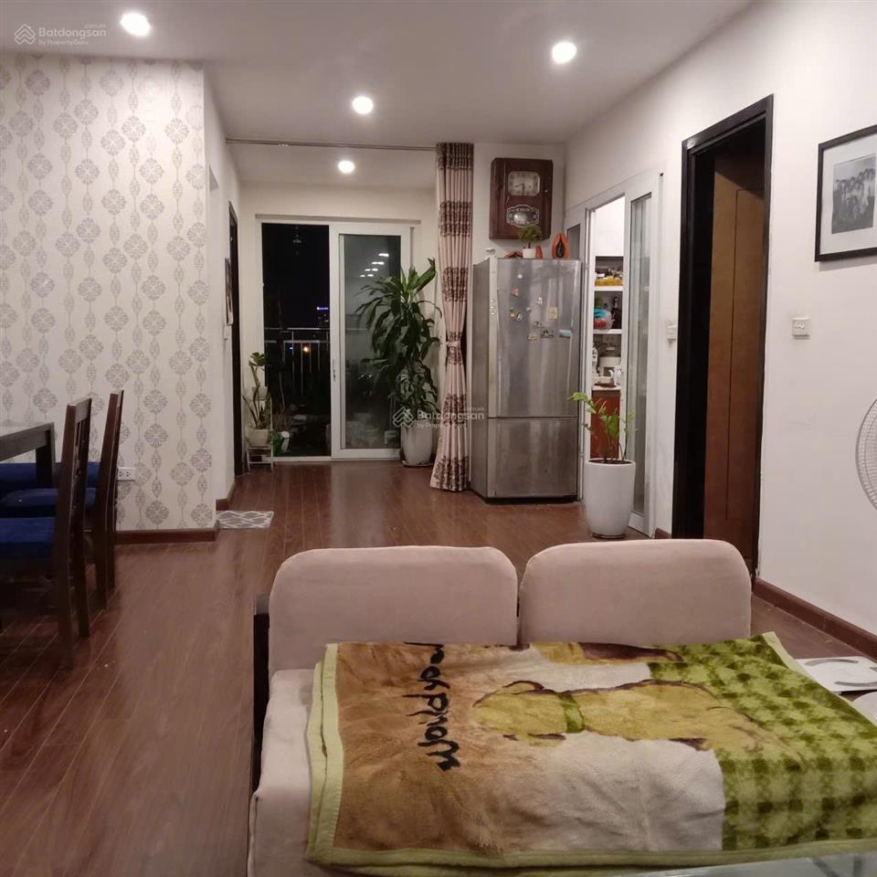 Cho thuê cc 60 hoàng quốc việt, 16 triệu, 126m2, 3pn, 2wc, đầy đủ tiện nghi