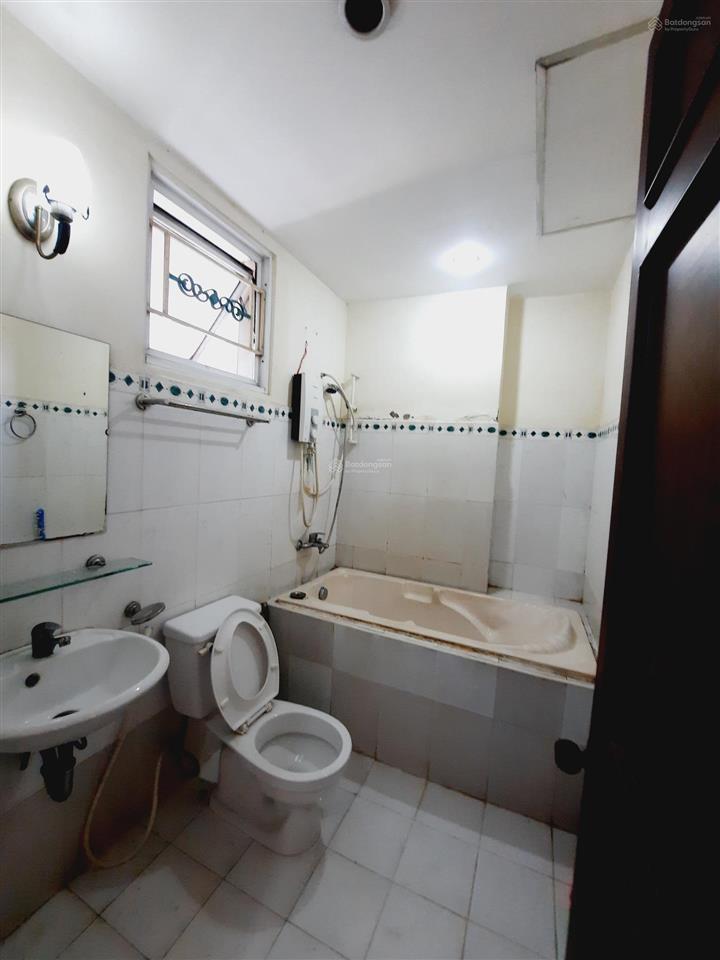 Còn trống căn hộ 3pn chỉ 8 triệu/tháng view cực đẹp the mansion 13e
