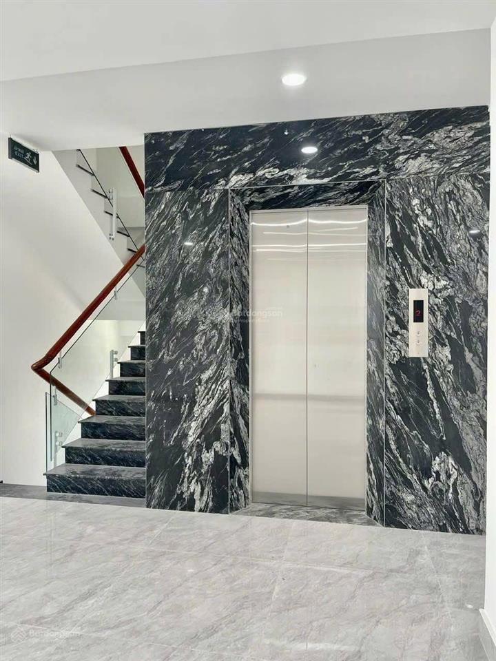 Bán toà nhà văn phòng mặt tiền trần thị cờ, 200m2 ngang 8m nở hậu 9m, 1 hầm 7 lầu, thang máy 630kg