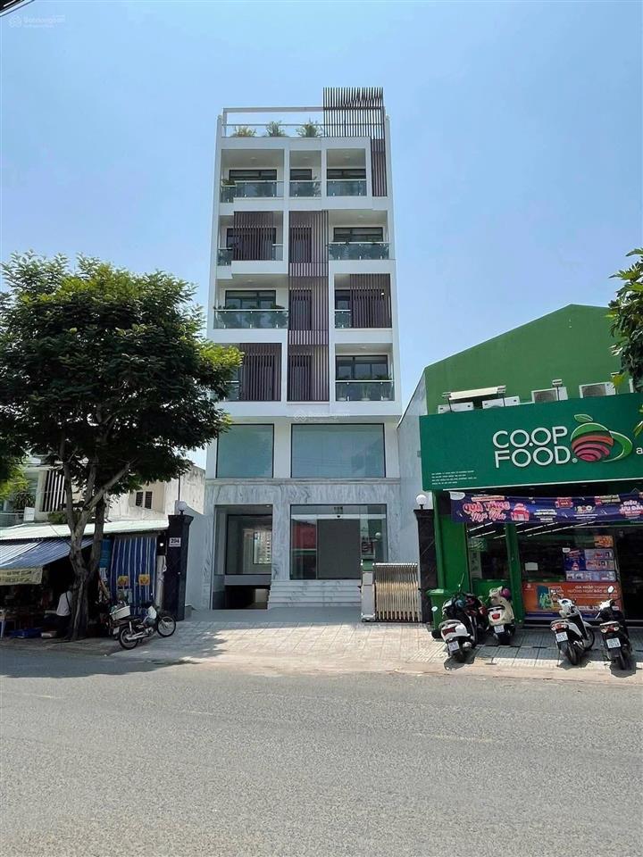 Bán toà nhà văn phòng mặt tiền trần thị cờ, 200m2 ngang 8m nở hậu 9m, 1 hầm 7 lầu, thang máy 630kg