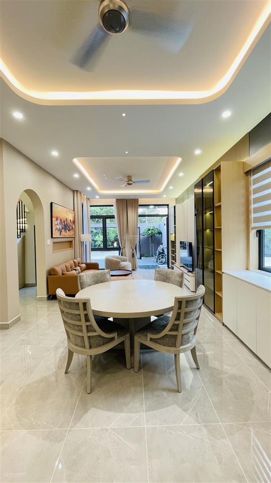 Chao ôi ngang gần 7m như villa  căn góc mặt tiền view sông mát mẻ có sân vườn giáp gò vấp