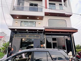 Đường đang mở rộng 30m, nhà 4 tầng vị trí vàng tân thới hiệp 21, về gò vấp chỉ 2p mà chỉ có 8.05 tỷ