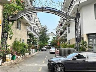 Giảm mạnh 1 tỷ chỉ còn 4 tỷ 3  nhà 5 tầng tô ngọc vân khu dân cư bảo minh
