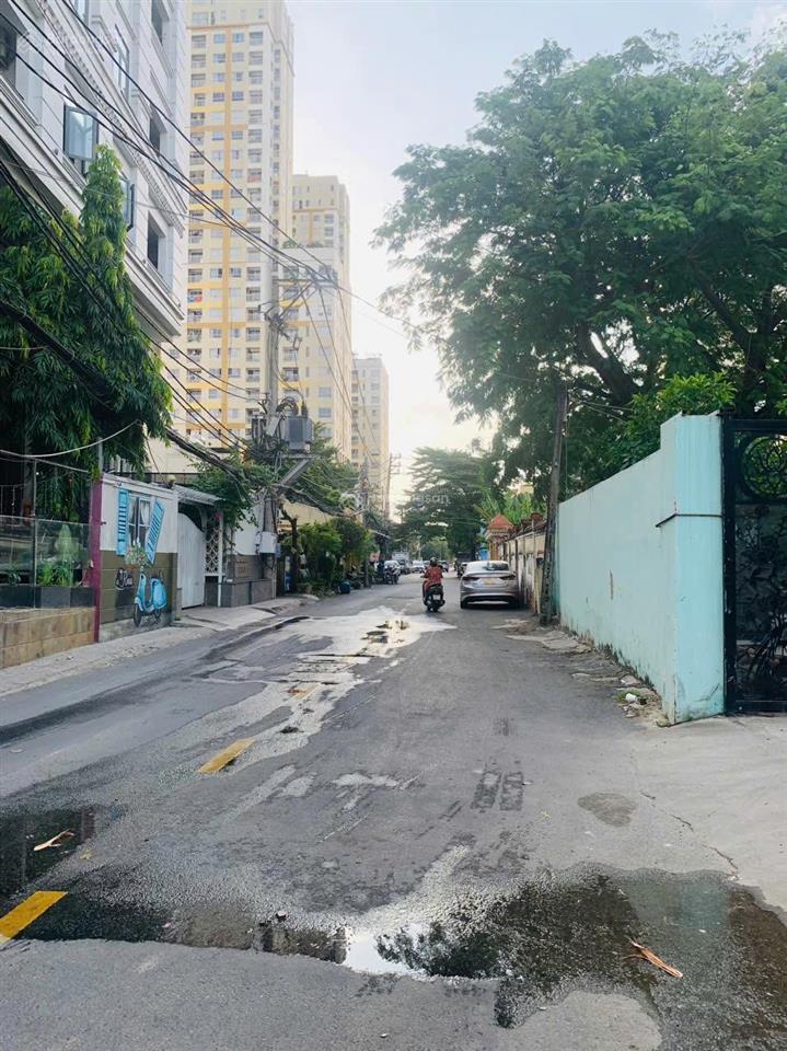 214tr/m2. mt đường quốc hương nối dài, thảo điền. 36 tỷ. dt  6,5x25 cn 168m2 ( siêu rẻ )