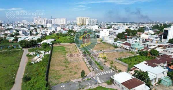 Lô góc 2mt ngay nguyễn duy trinh, q2. dt  20 x 25 cn 456m2 ( 76tr/m2 )