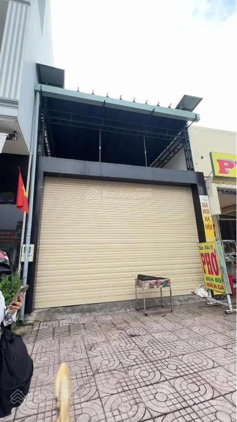 Mt tân kỳ tân quý, 24 tỷ. dt 6x25,5 cn 149,4m2 ( đoạn đã mở đường )