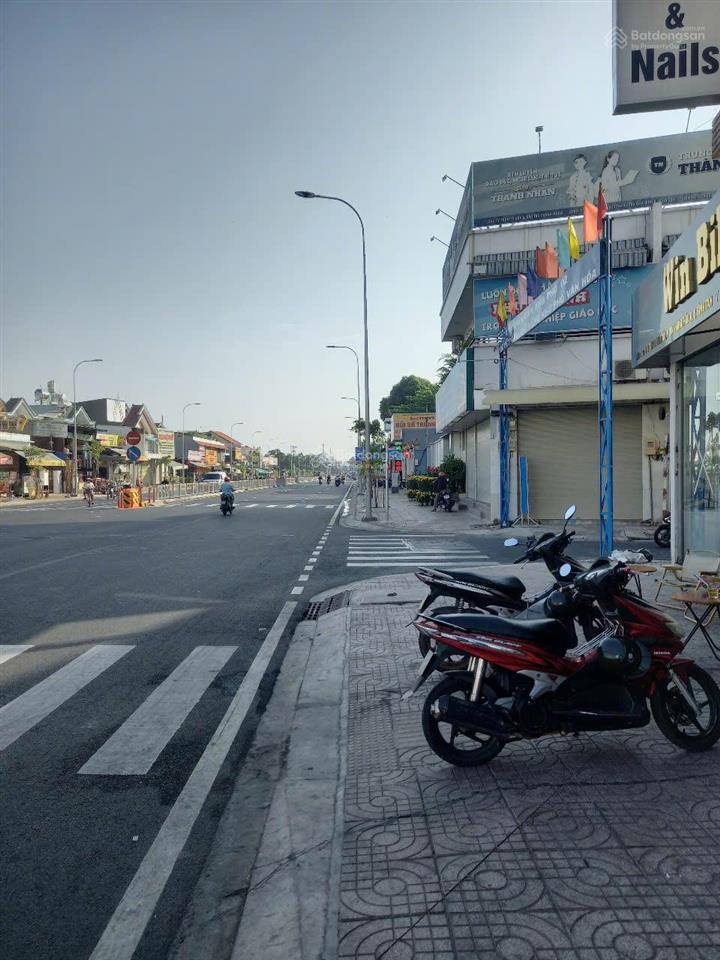 Mt tân kỳ tân quý, 24 tỷ. dt 6x25,5 cn 149,4m2 ( đoạn đã mở đường )