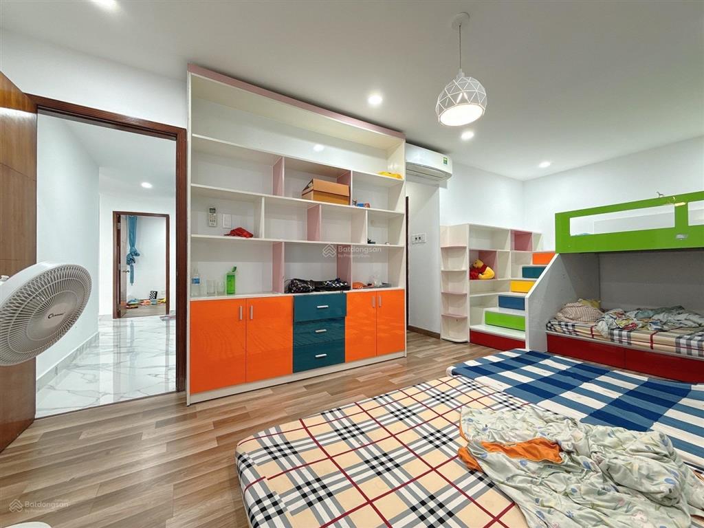 Căn hộ new saigon phước kiển nhà bè (hoàng anh gia lai 3) 189m2  2 tầng  4pn  2 phòng khách