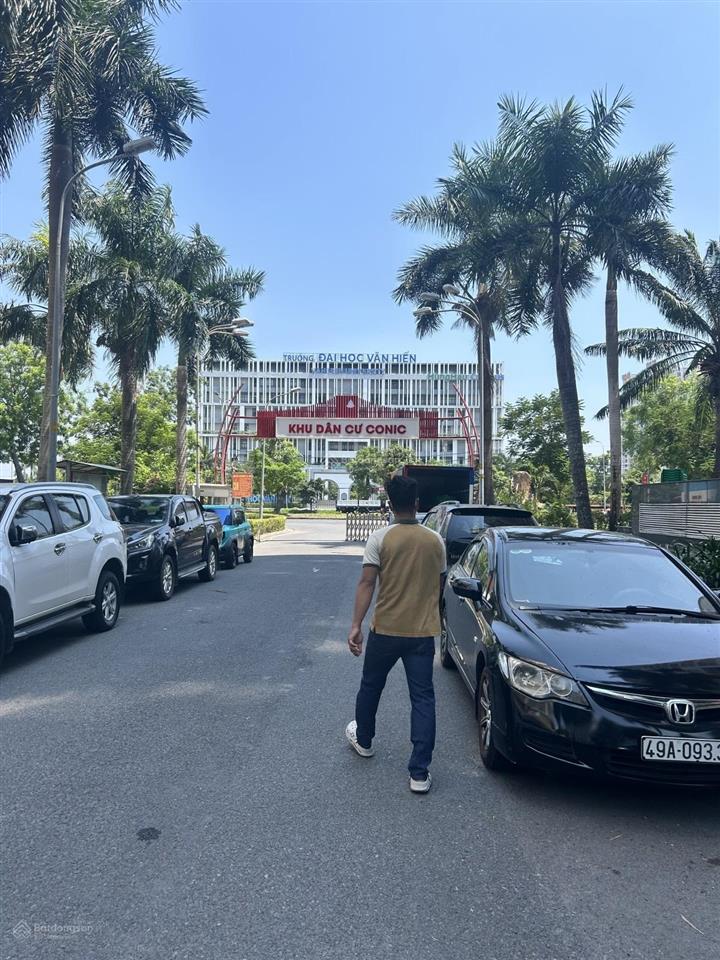 Đối diện hai trường đại học lớn  cc 72m2  căn góc 2pn, 2wc  sổ hồng riêng  giá chỉ 2.45 tỷ