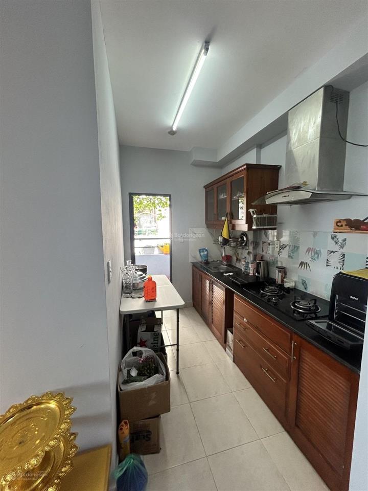 Đối diện hai trường đại học lớn  cc 72m2  căn góc 2pn, 2wc  sổ hồng riêng  giá chỉ 2.45 tỷ