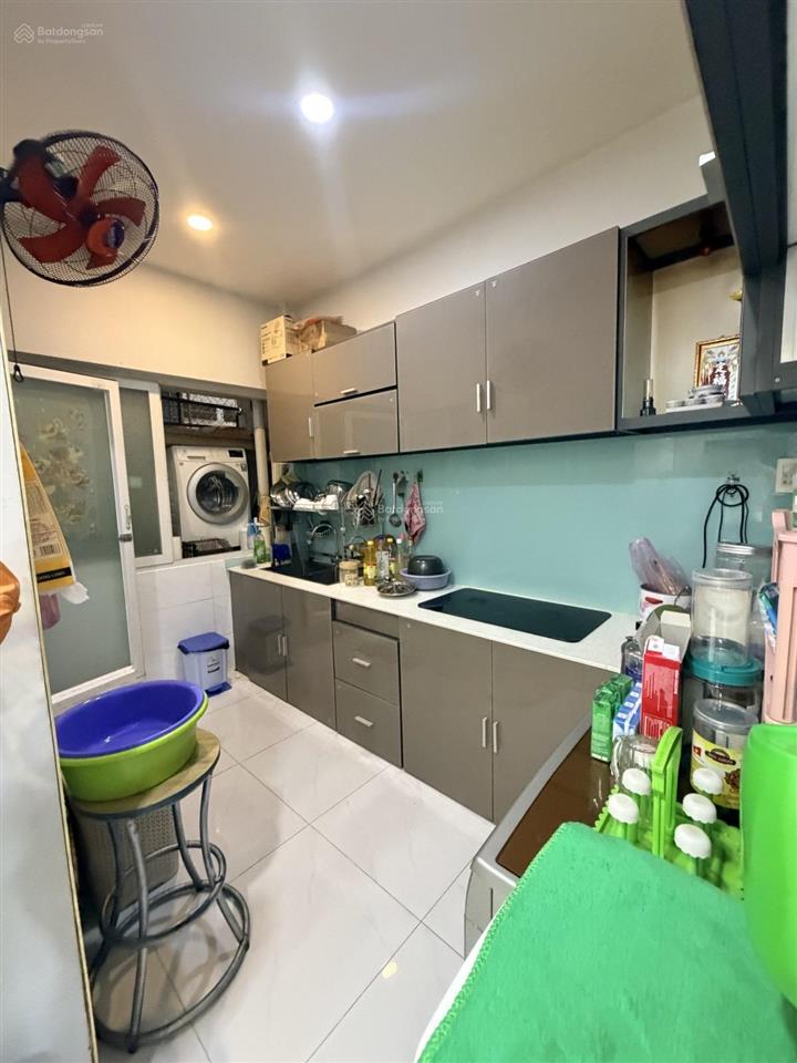 Chung cư hùng vương 60m2 2pn sát bên bv đại học y dược. vị trí lô f đường tản đà & mạc thiên tích